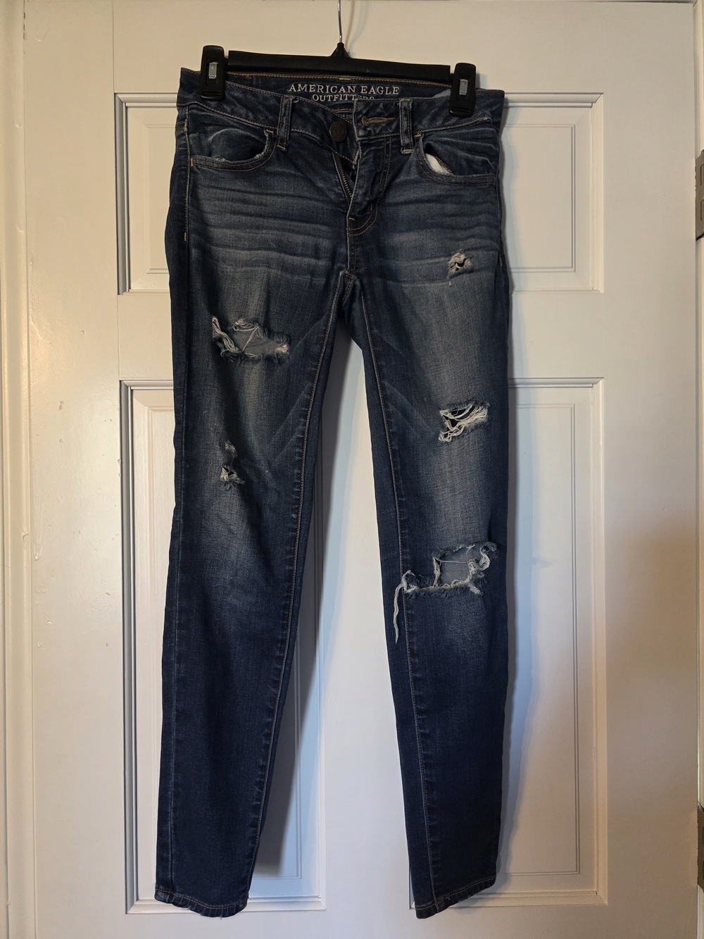 American Eagle Outfitters Distressed Dark Wash Jeggings